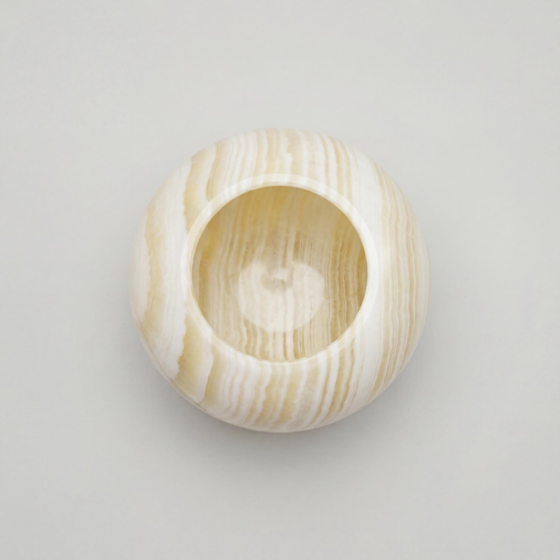 alabaster Egyptian Alabaster Table Lamp – Hand-Carved Natural Stone – UK Fitted – 23 × 22 cm - side view