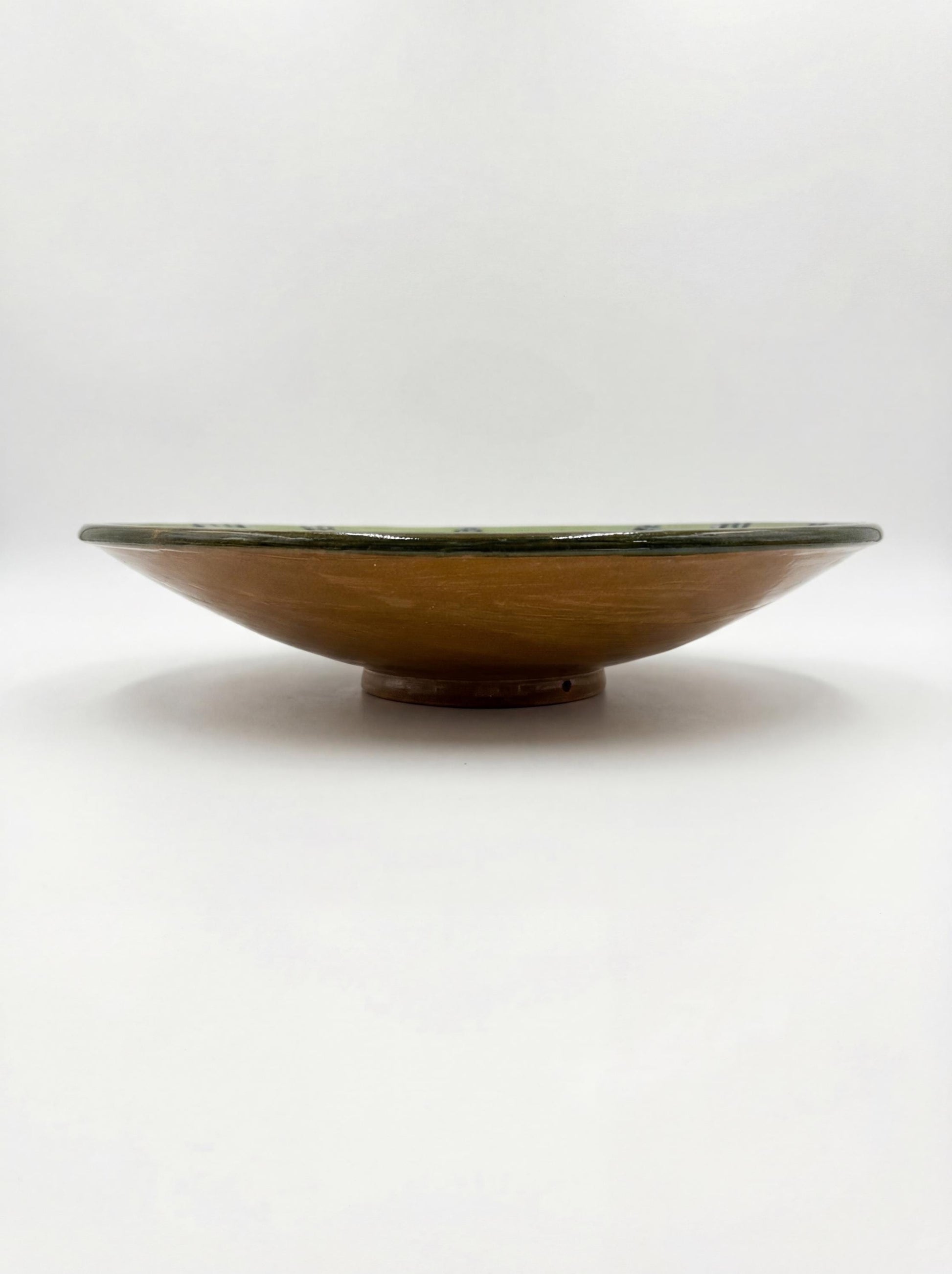 Fayoum pottery Egyptian Fayoum Pottery Decorative Serving Bowl – Green Leaf & Blue Hand-Painted Ceramic – 37.5 × 9 cm - de...