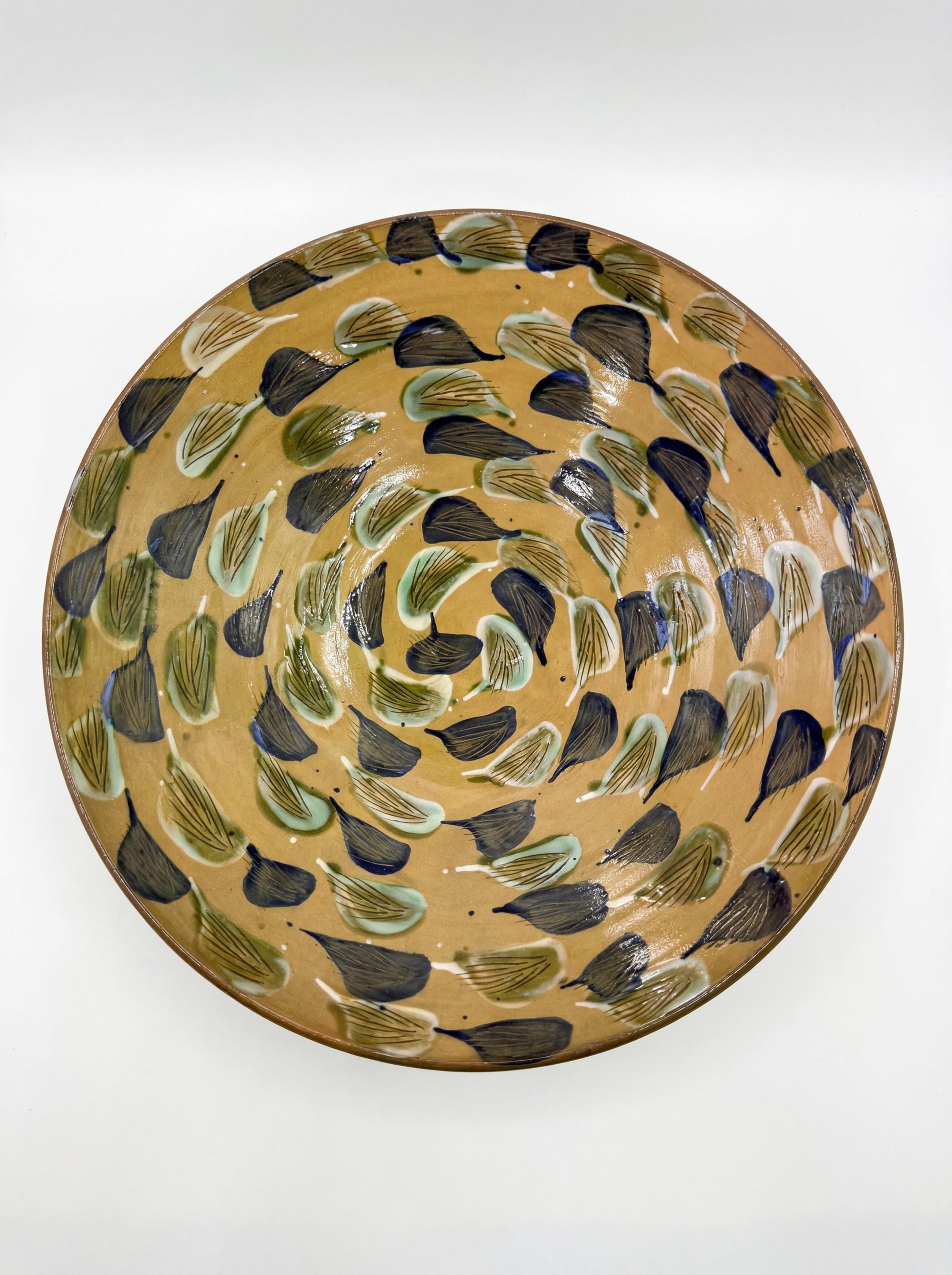 Fayoum pottery Hand-Painted Fayoum Pottery Large Serving Bowl – 37cm – Earth-Tone Leaf Pattern – Deep Egyptian Artisan Cer...