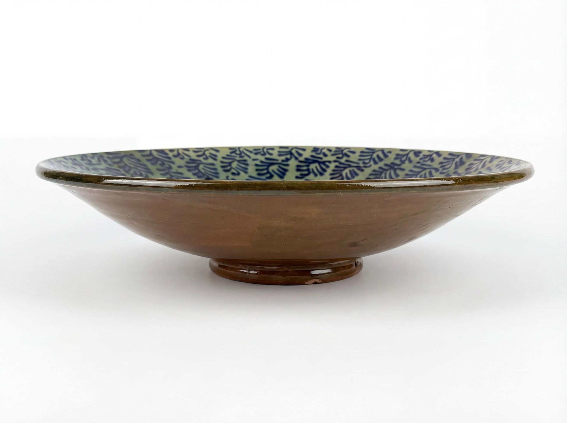 Fayoum pottery Egyptian Fayoum Pottery Serving Bowl – Green & Blue Hand-Painted Ceramic – 37 × 9 cm - detail view