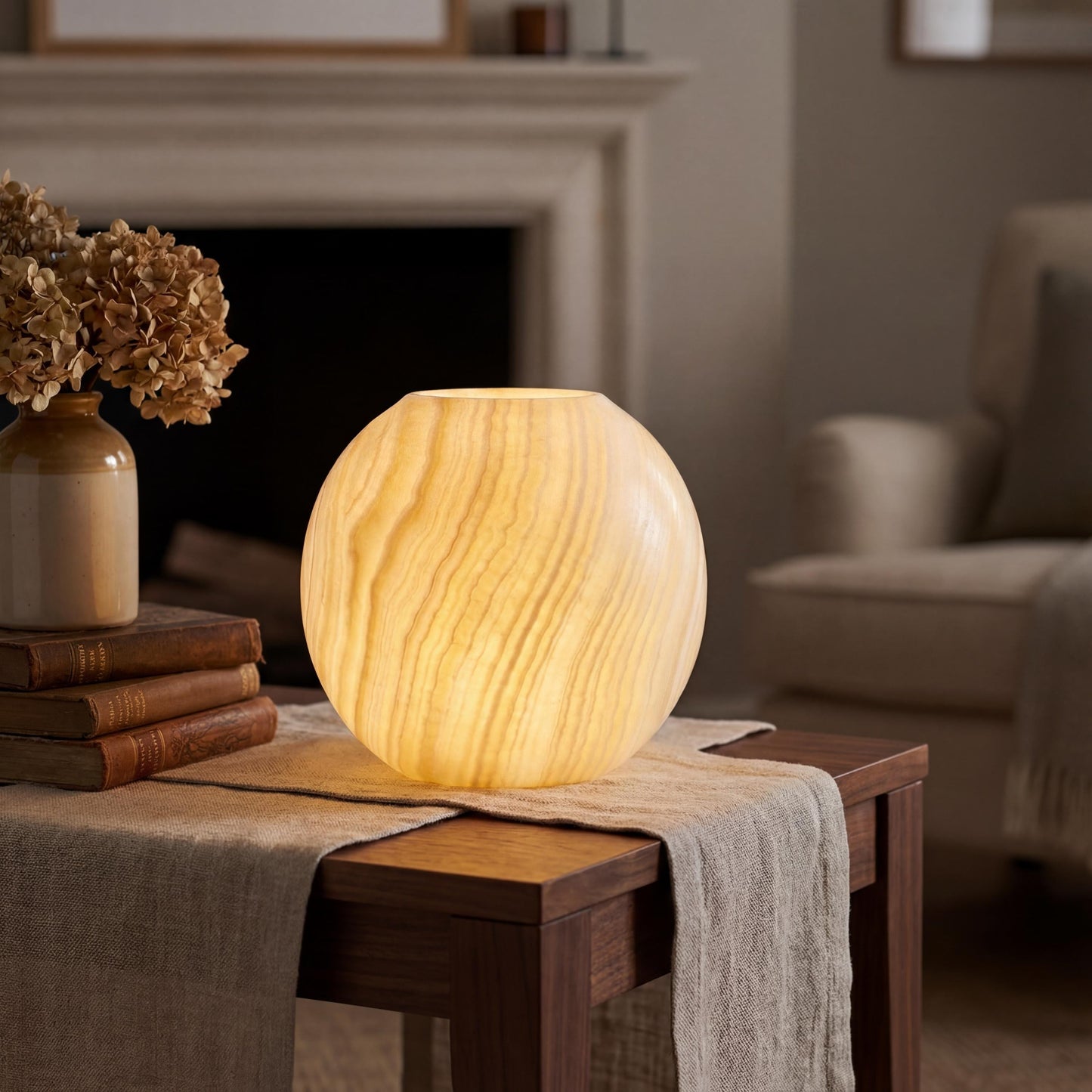 alabaster Egyptian Alabaster Table Lamp – Hand-Carved Natural Stone – UK Fitted – 23 × 22 cm - detail view