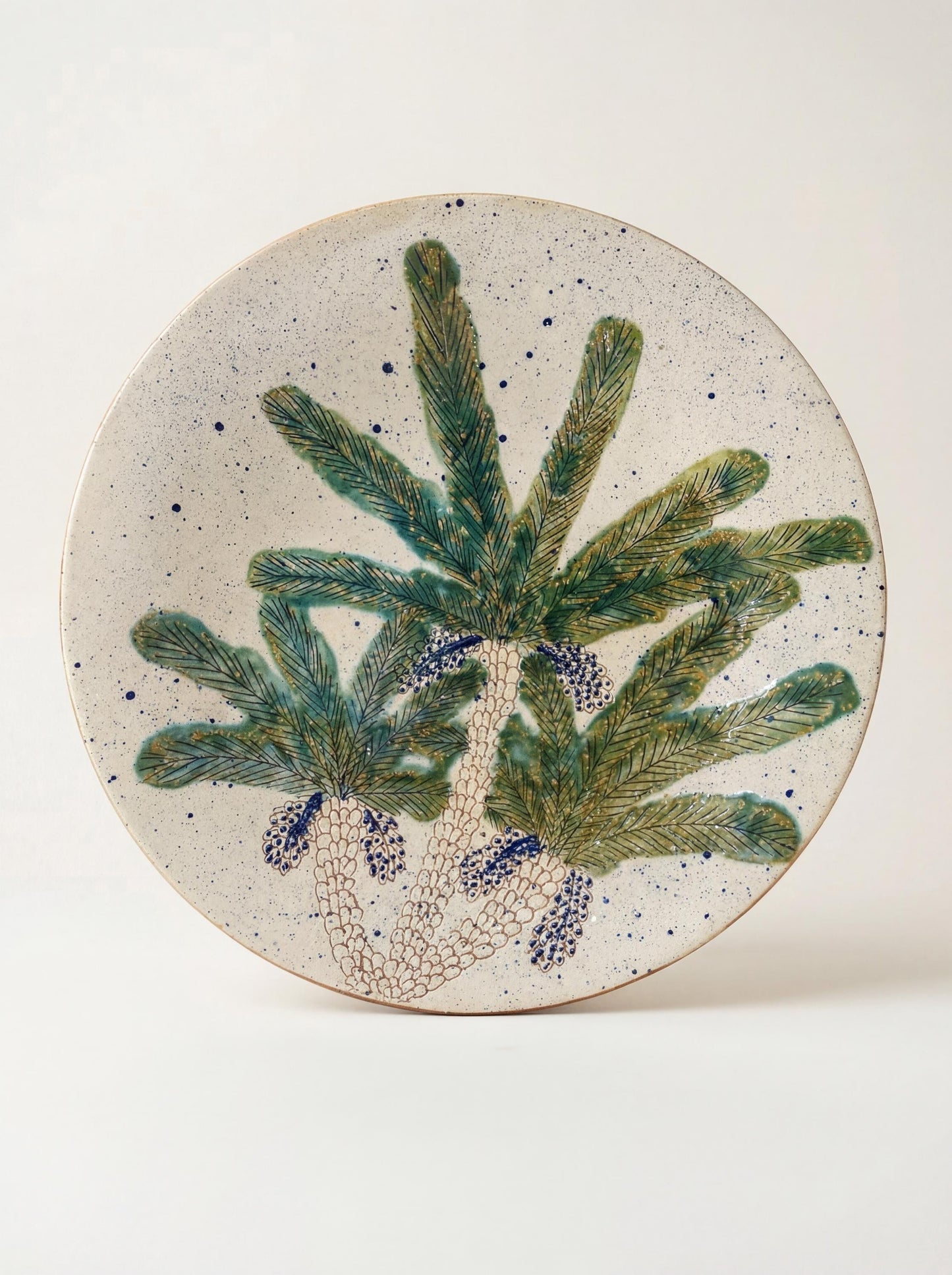 Fayoum pottery Fayoum Ceramic Large Serving Plate – Green Palm & Date Cluster Pattern – 48cm - detail view