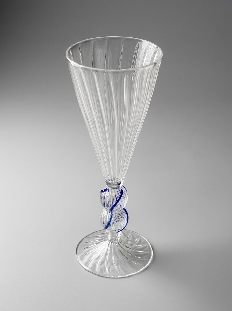 Handmade Hand Blown Champagne Glass with Blue Twisted Stem 20 cm Egyptian Artisan Glassware by BEKYA